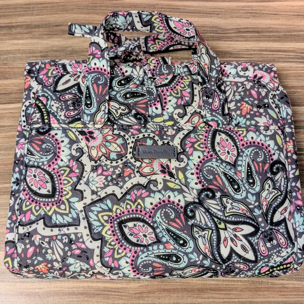 Vera Bradley Hanging Organizer Makeup Bag Bonbon Medallion pattern